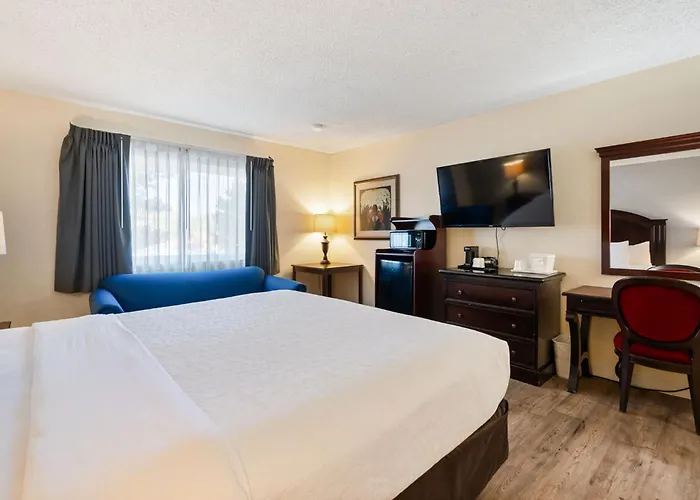 Americana Hotel