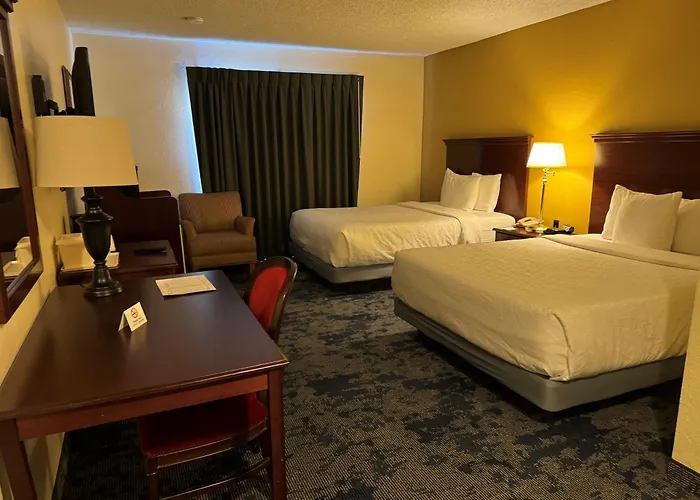 Americana Hotel